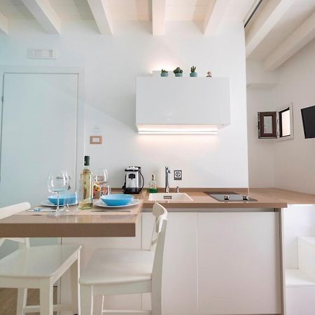 En..Suite Cefalu Bagian luar foto