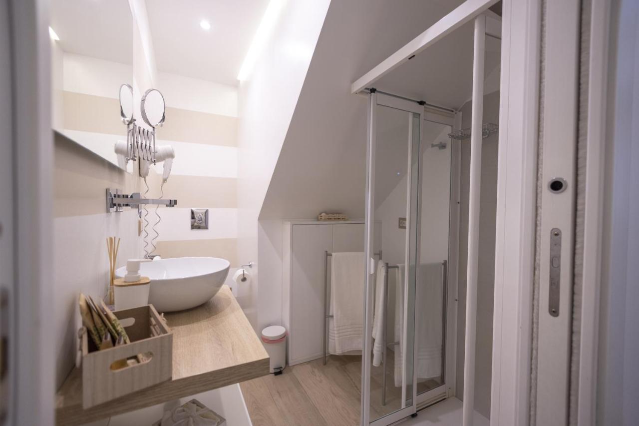 En..Suite Cefalu Bagian luar foto