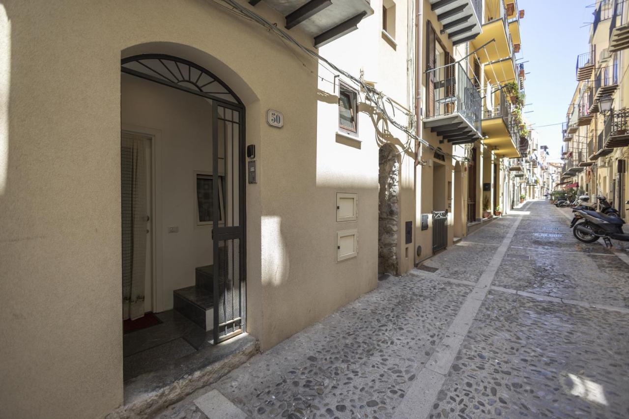 En..Suite Cefalu Bagian luar foto