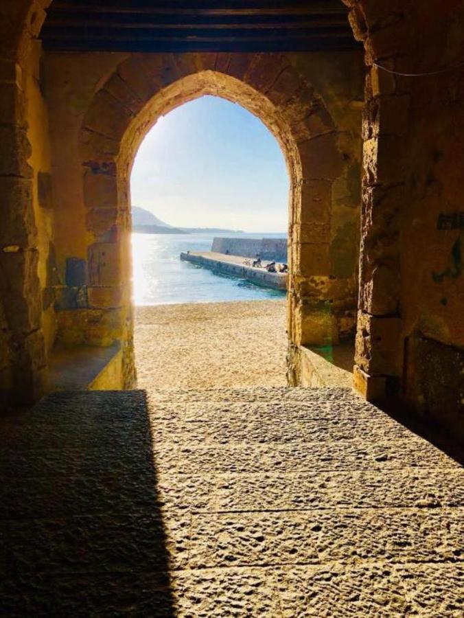 En..Suite Cefalu Bagian luar foto