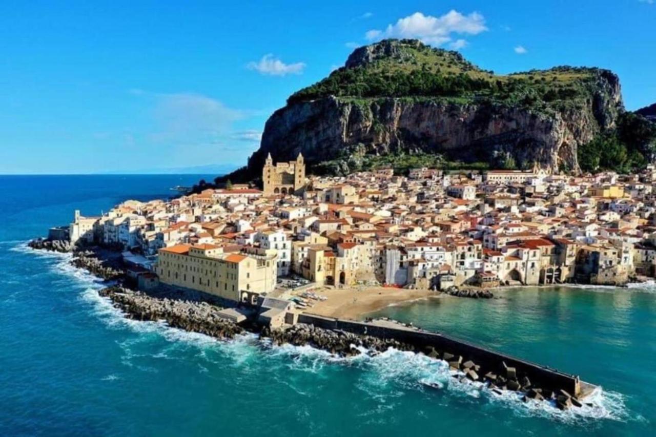 En..Suite Cefalu Bagian luar foto